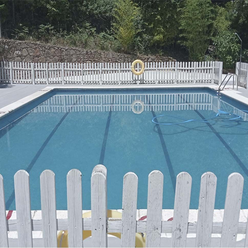 Piscina Campamento Piedralaves Gredos