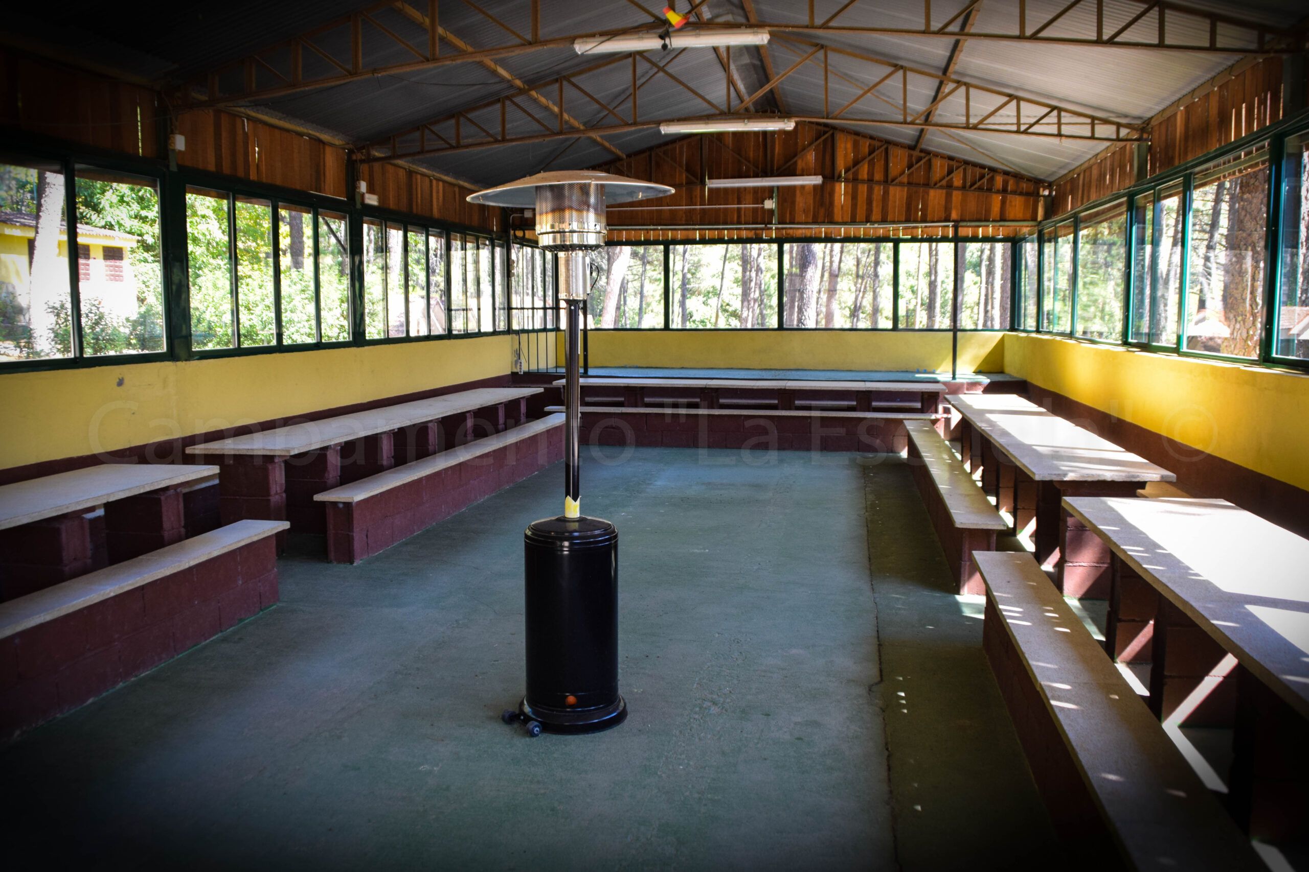 Comedor Campamento Piedralaves Valle del Tietar