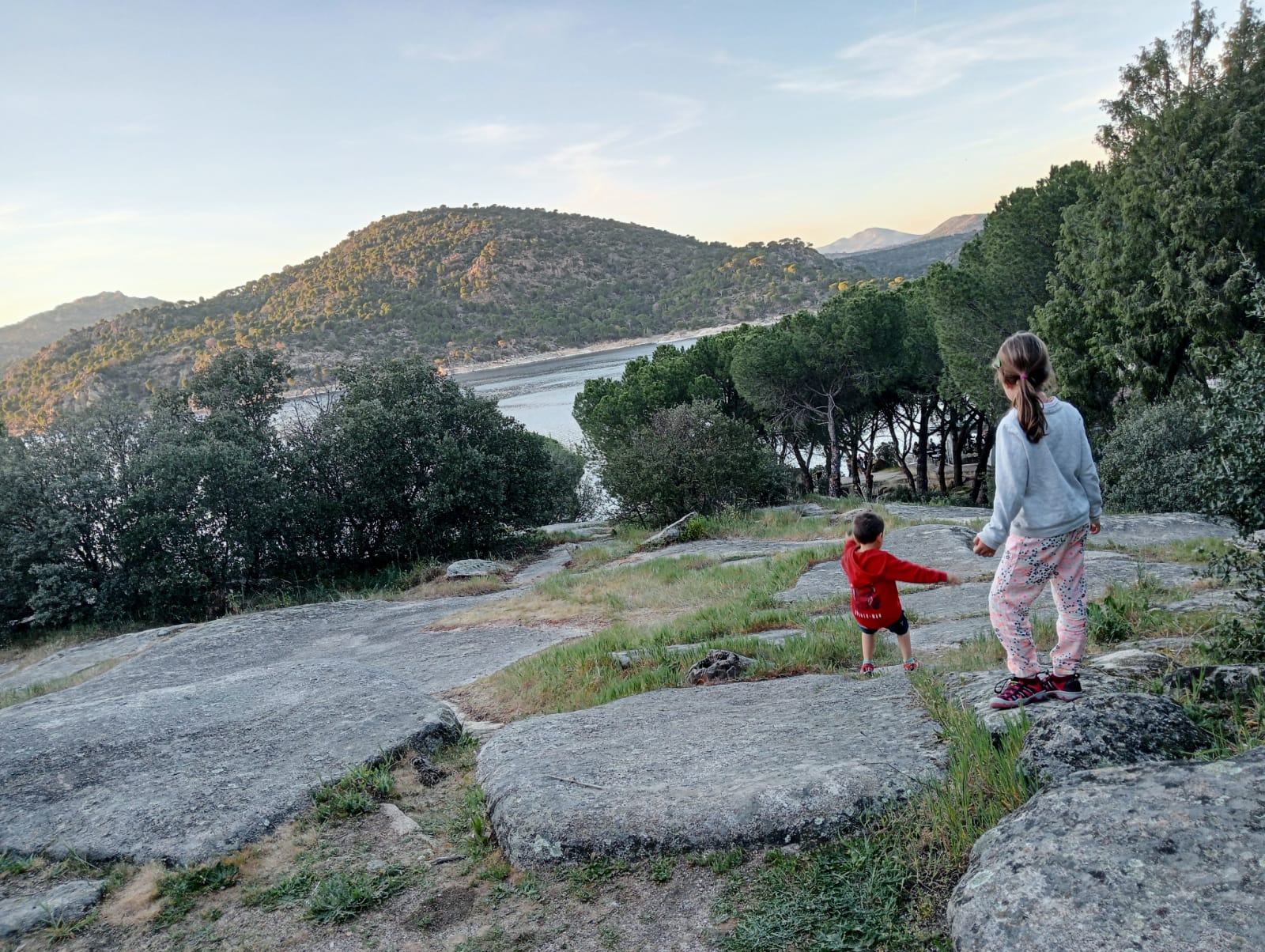 Senderismo Campamento Piedralaves Valle del Tietar