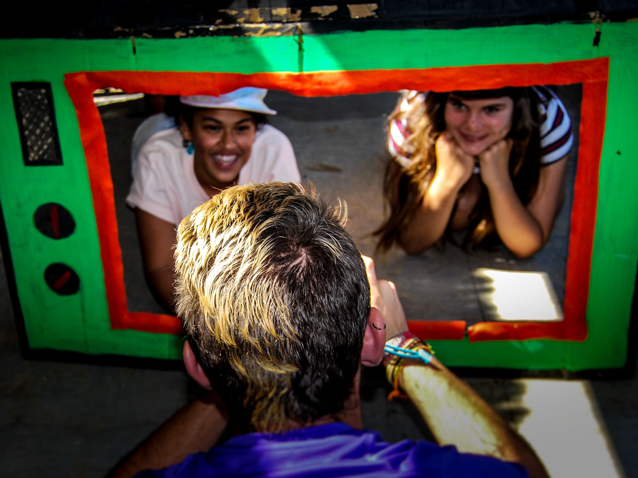 Jugando en Campamento Shango Aventura